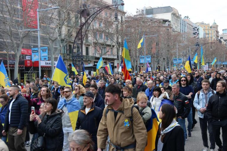 Украинцы в Испании: полный гид по жизни, работе и адаптации в 2026 году