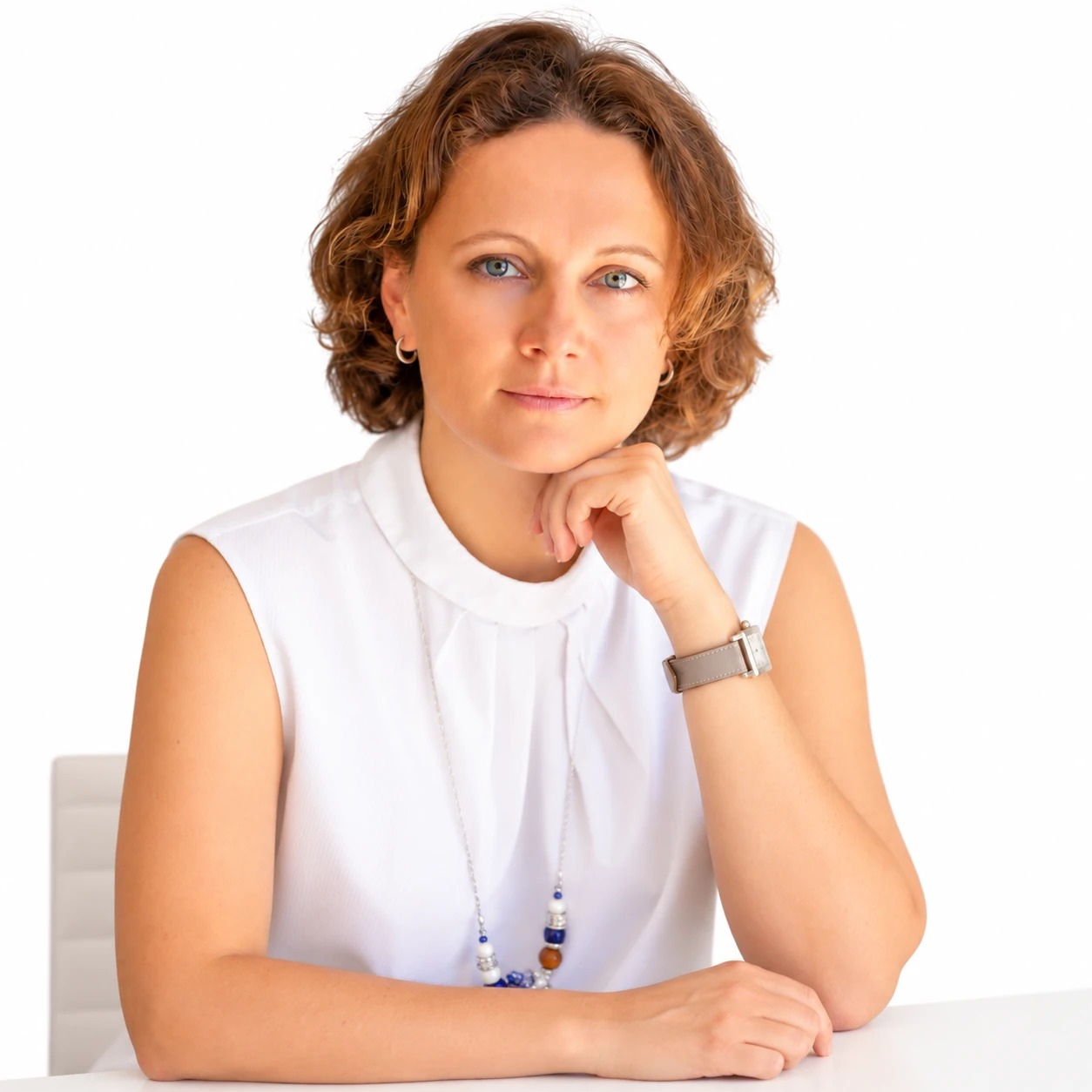Анна Арестова